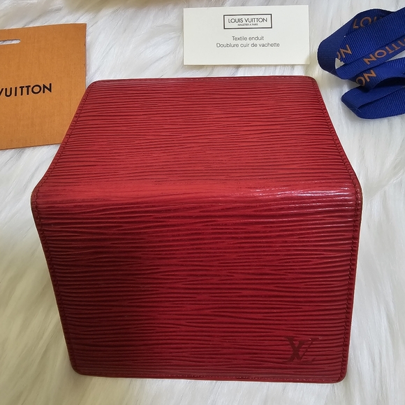 ❤️🎉HOST PICK🎉❤️Louis Vuitton Red Epi bundle (Rare! Good condition!) - Picture 7 of 17